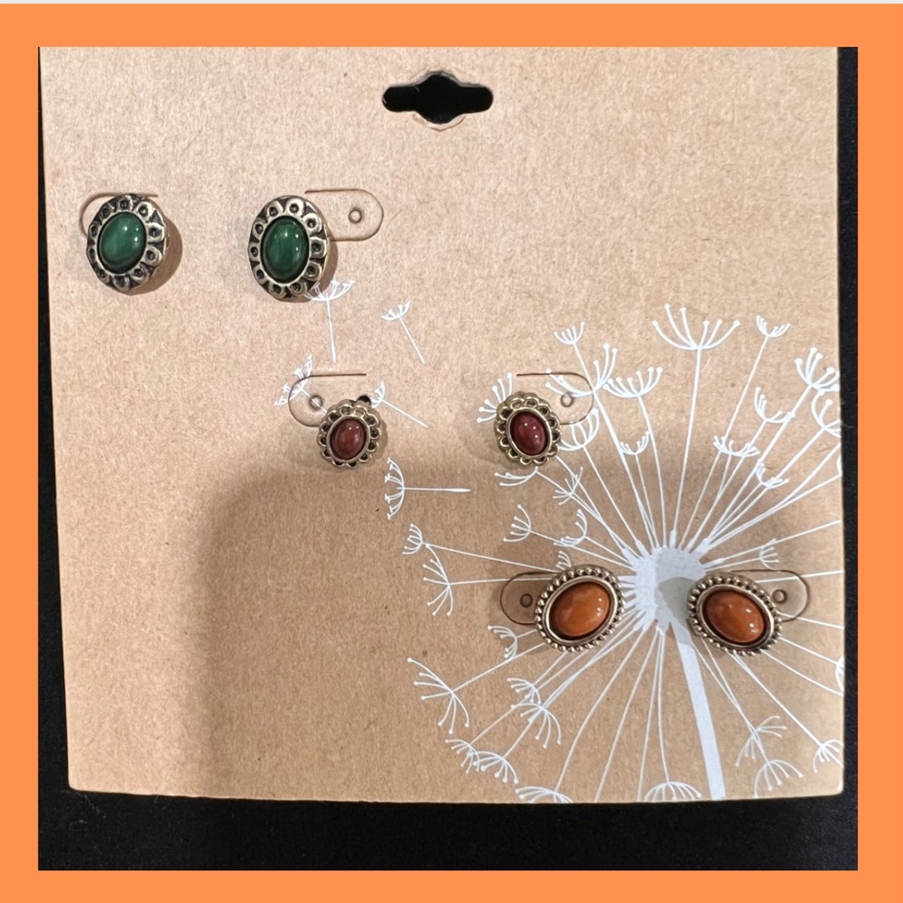 BRAND NEW! 3 pairs of stud earrings, green, burgundy & rust with gold trim.